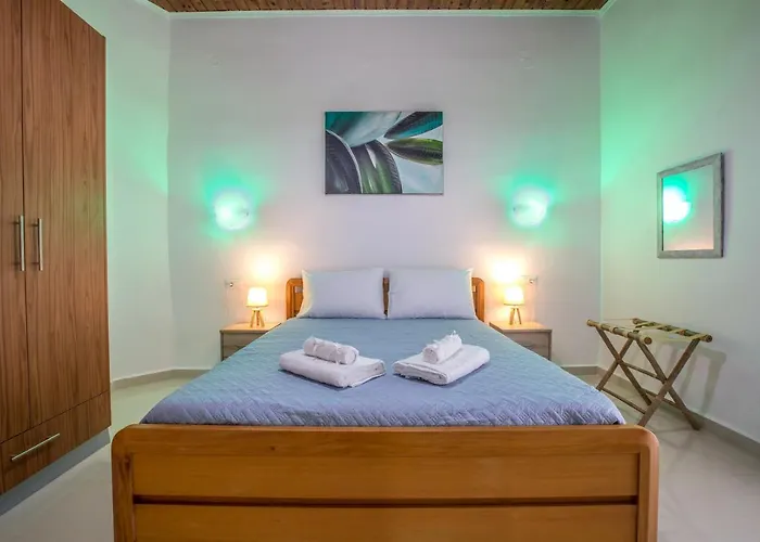 Kalyves Pearl Apartments By The Sea